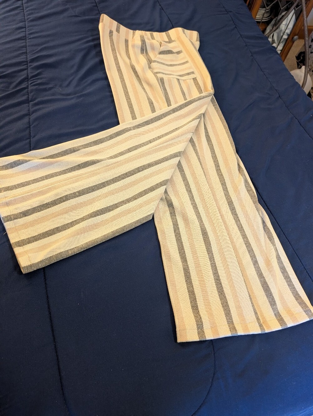Striped Wide-Leg CATO Pants in Beige and Gray